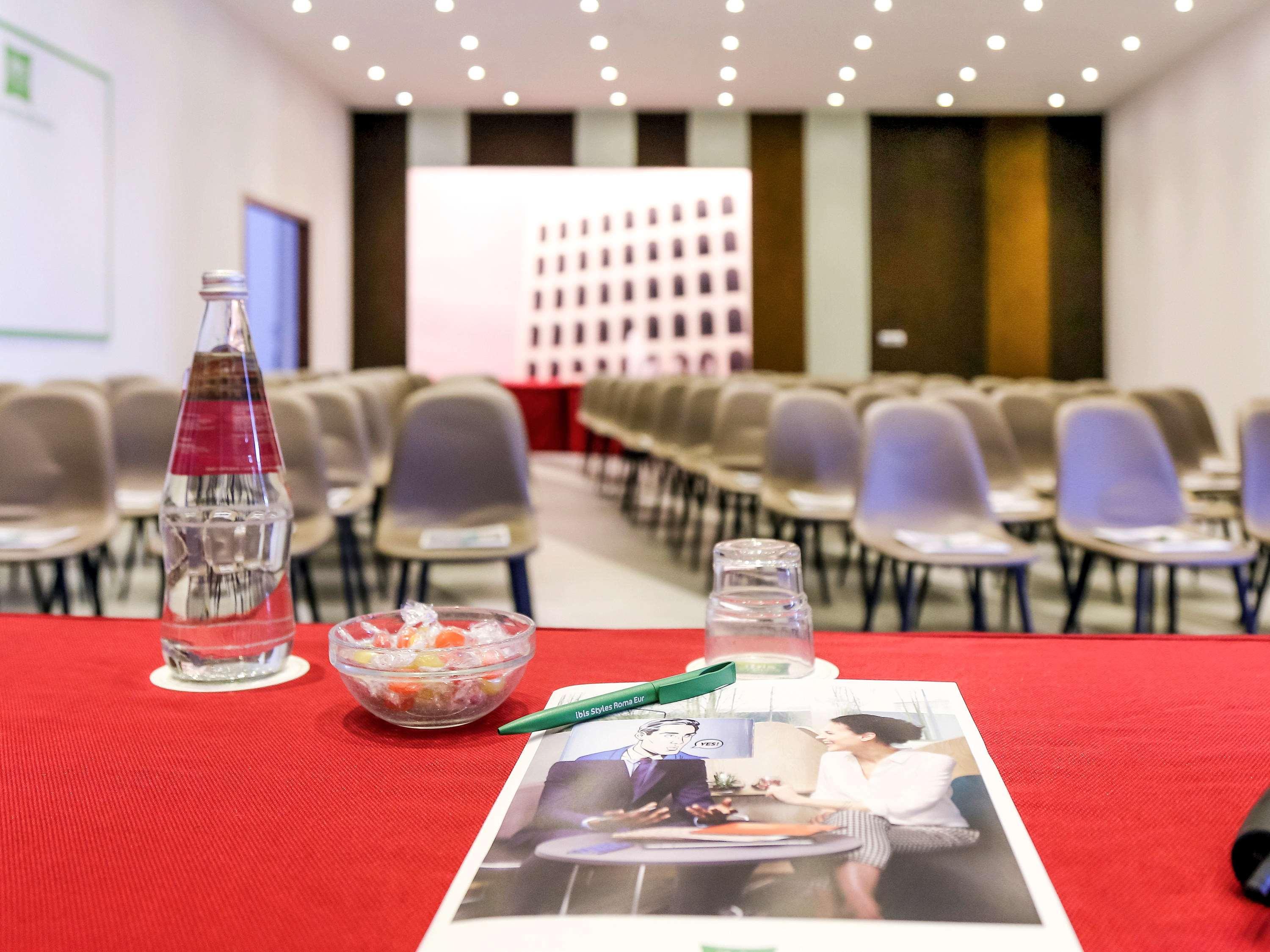 Ibis Styles Roma Eur Hotell Eksteriør bilde