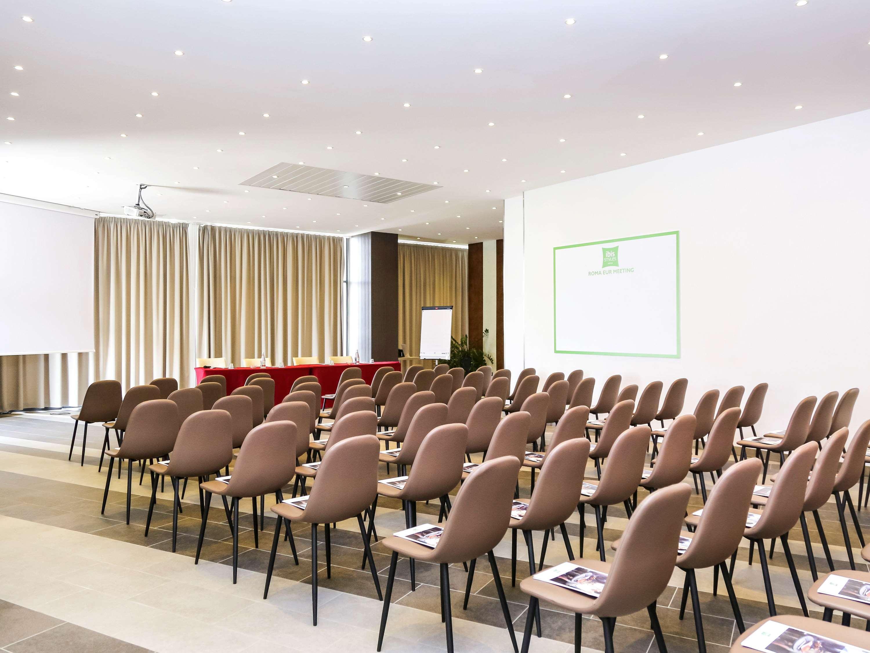 Ibis Styles Roma Eur Hotell Eksteriør bilde